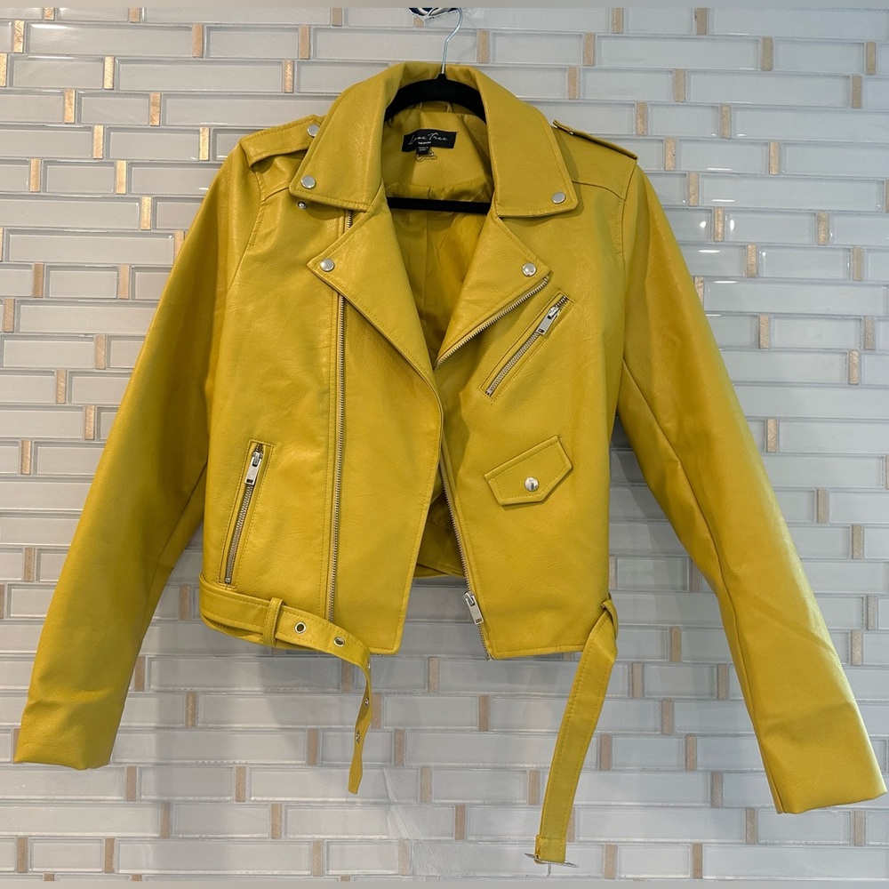 Yellow Jacket - image 1